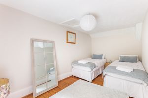 Photo 11- click for photo gallery